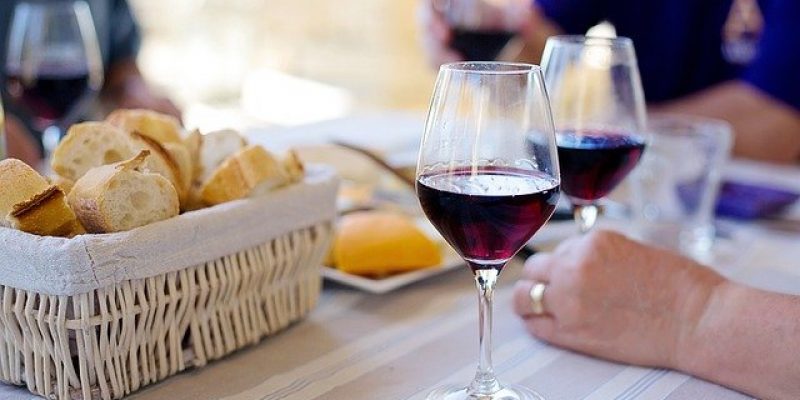 Comment choisir un bon vin rouge quand vous n’êtes pas un connaisseur ?